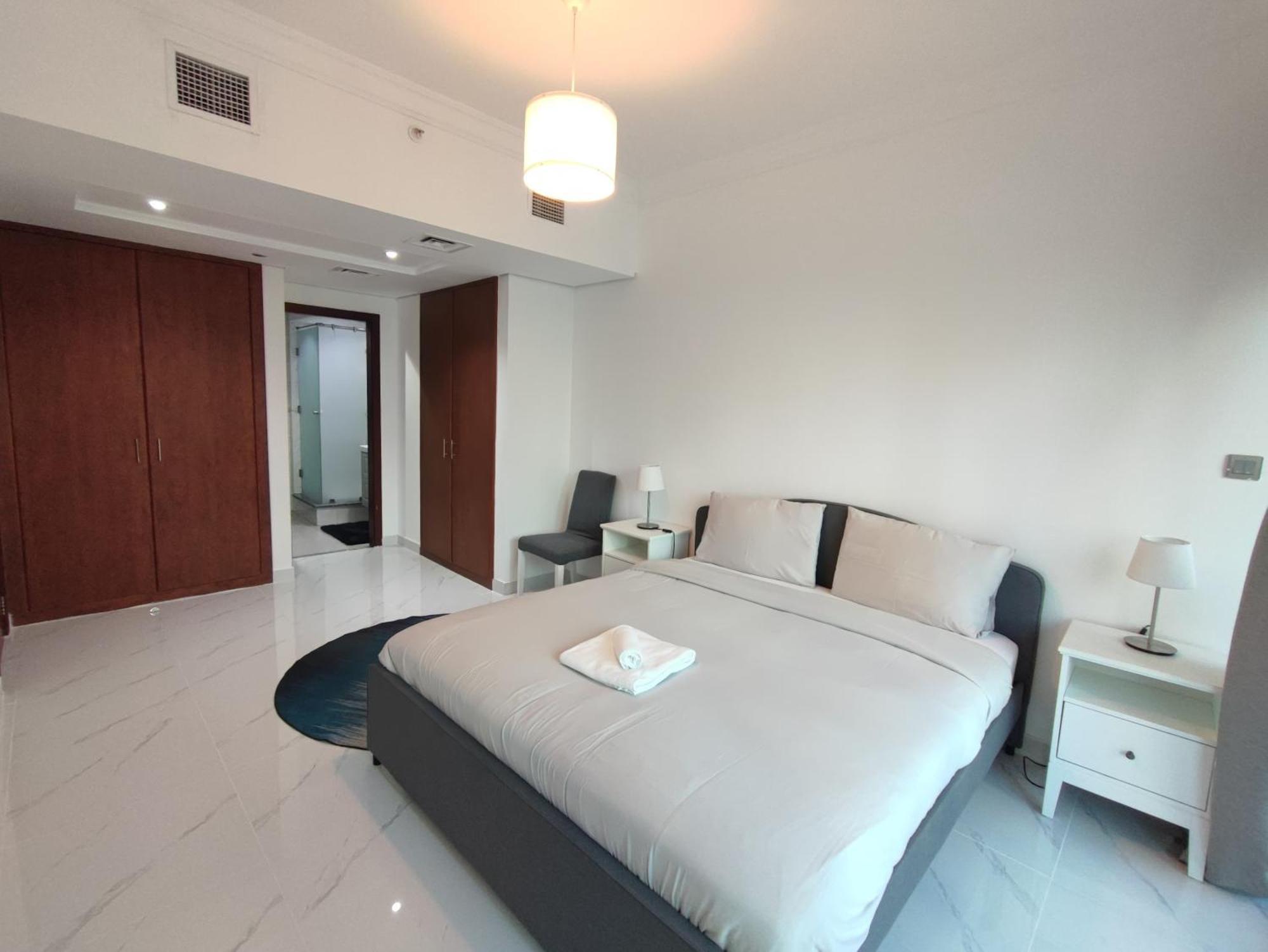One Bedroom Apartment With Pool & Gym Near Marina Dubai Eksteriør billede