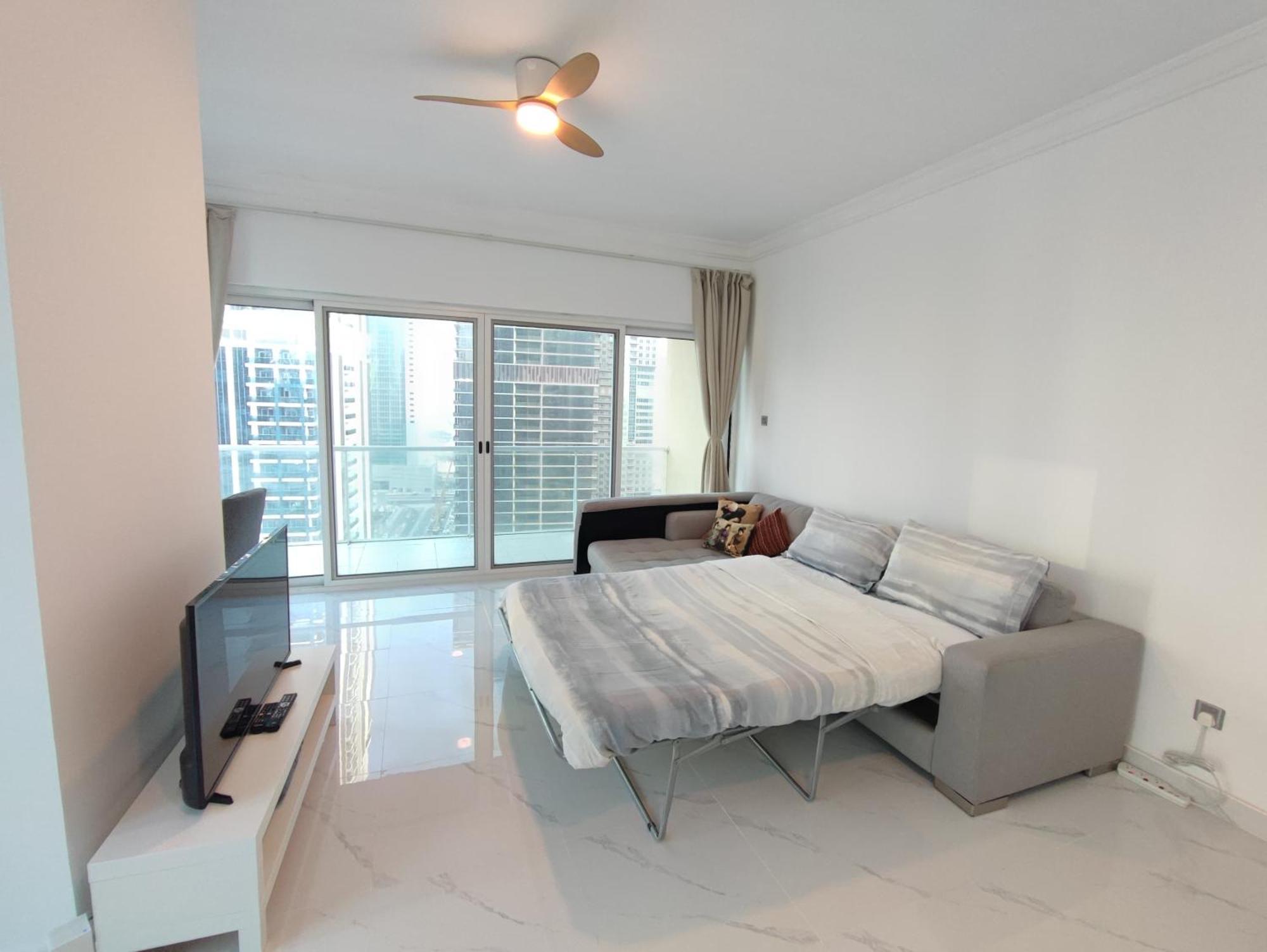 One Bedroom Apartment With Pool & Gym Near Marina Dubai Eksteriør billede