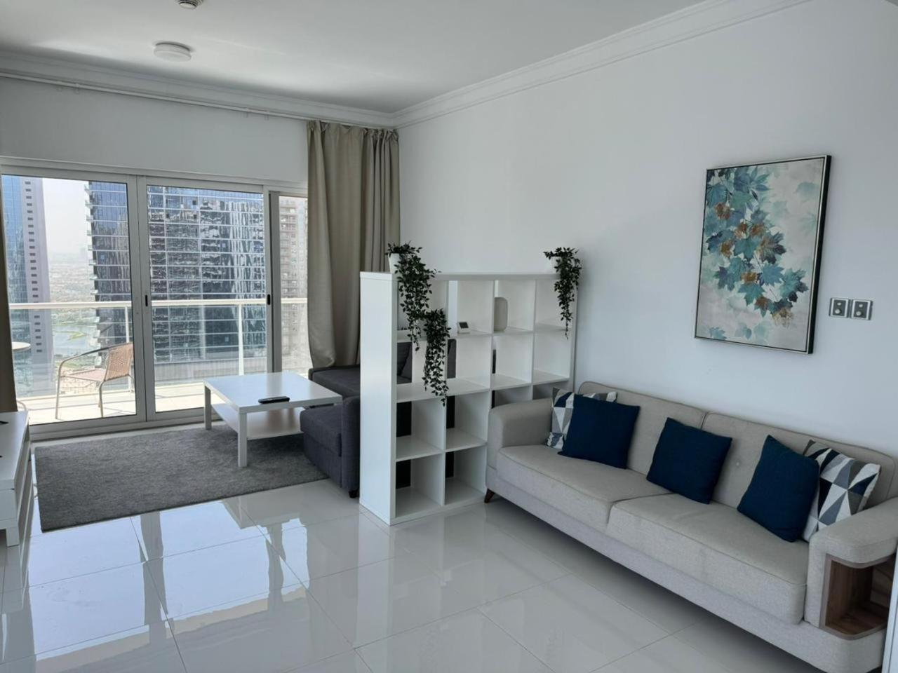 One Bedroom Apartment With Pool & Gym Near Marina Dubai Eksteriør billede